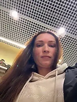 ZaraHill online show from 12-03-25, 04:02