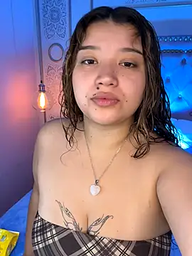 Snapshot of honny_blaice chatting on 12-04-25, 12:04 honny blaice online show from 12-04-25, 12:04