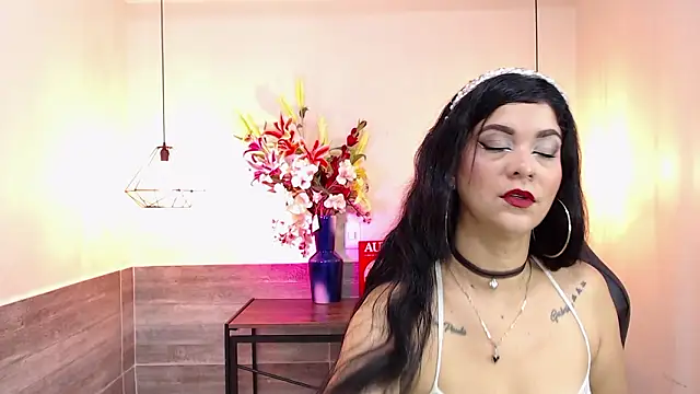 MarianaMontezz online show from 02-13-26, 11:54