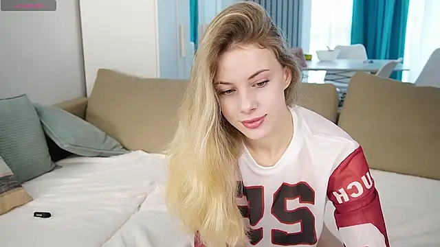 evy miu online show from 12-05-25, 07:40