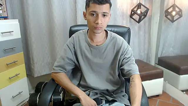LucassSmith11 online show from 05-30-26, 03:35