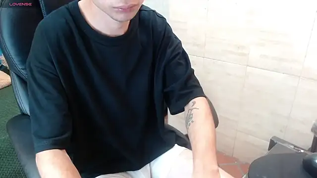 Snapshot of LucassSmith11 chatting on 01-15-26, 12:08 LucassSmith11 online show from 01-15-26, 12:08