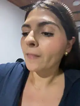 RosaliaVicky online show from 01-08-26, 02:28