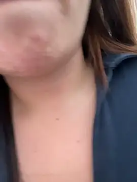 RosaliaVicky online show from 12-04-25, 04:28