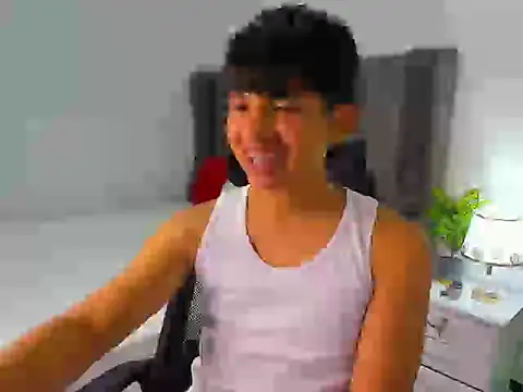 Mikke18 online show from 01-13-26, 02:04