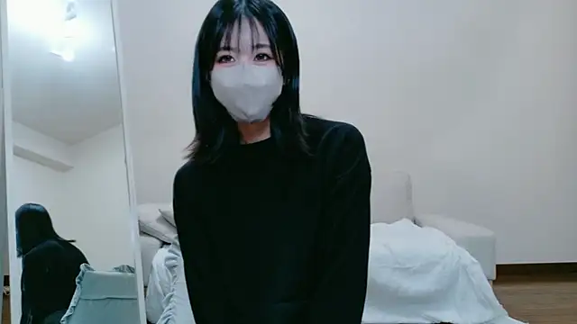 Emiri-jpn online show from 03-05-26, 10:12