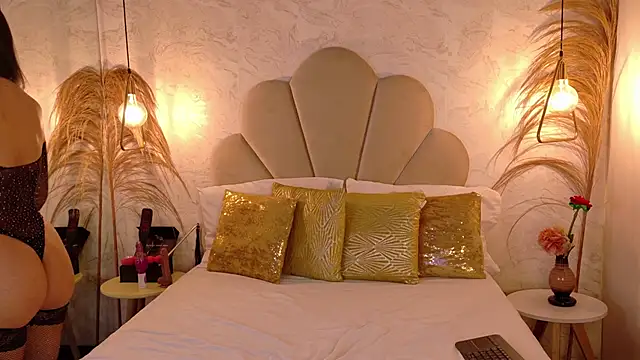 Snapshot of IvanaMoire_ chatting on 02-03-26, 08:58 IvanaMoire online show from 02-03-26, 08:58