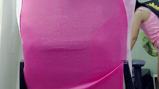 Mishell hot  online show from 01-12-26, 07:42