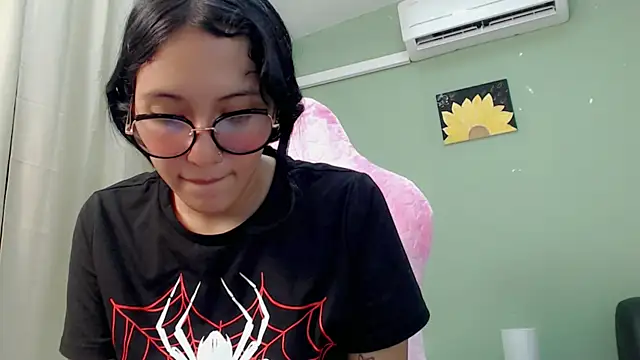 Mishell hot  online show from 01-08-26, 10:38