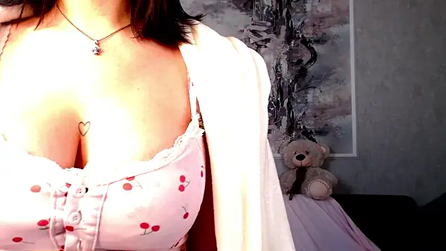 MisaLumia online show from 12-15-25, 06:14