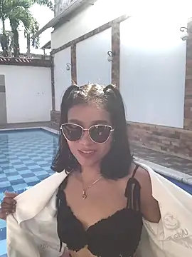 Snapshot of AnitaDuque chatting on 12-01-25, 01:45 AnitaDuque online show from 12-01-25, 01:45