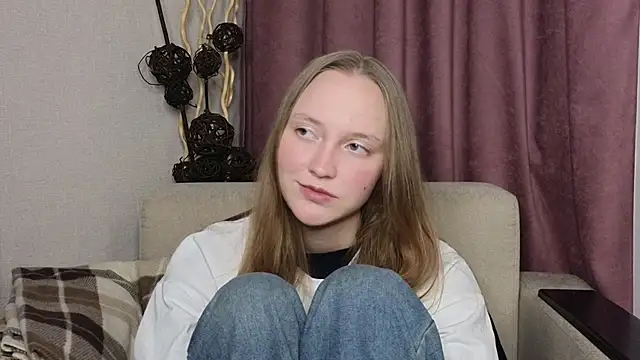 BibiStapler online show from 12-14-25, 06:35