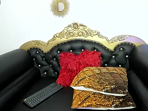 cristal millers online show from 06-05-26, 08:03