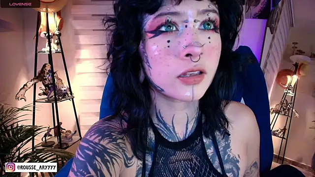 AryRousse online show from 06-12-26, 04:43