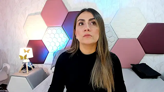 Snapshot of AriaRous chatting on 06-05-26, 02:56 AriaRous online show from 06-05-26, 02:56