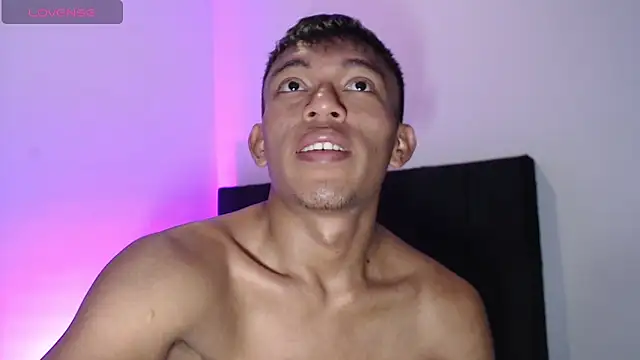 santinaughty online show from 12-14-25, 05:46