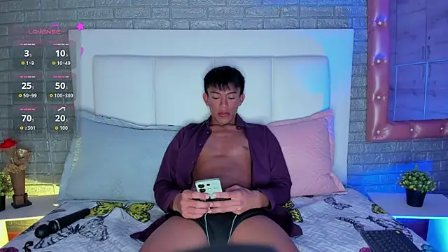 santinaughty online show from 01-11-26, 01:56