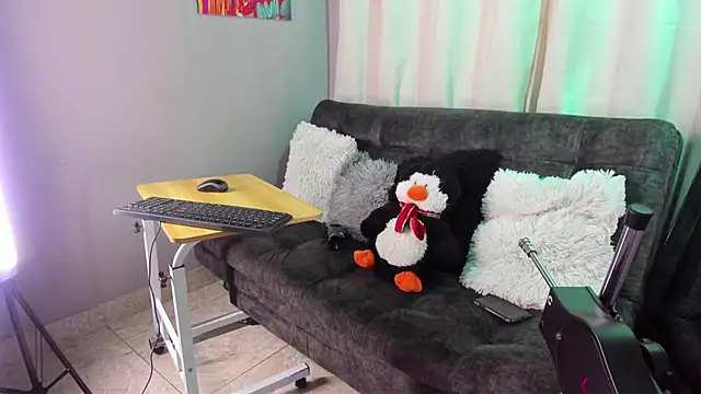 BonnieRitz online show from 12-02-25, 12:18