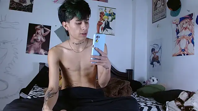 Jake beach  online show from 03-25-26, 01:43