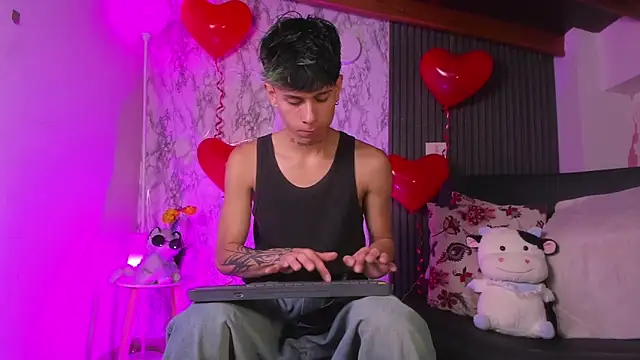 Jake beach  online show from 02-13-26, 02:00