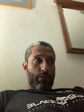 Calientesensible online show from 03-27-26, 03:04