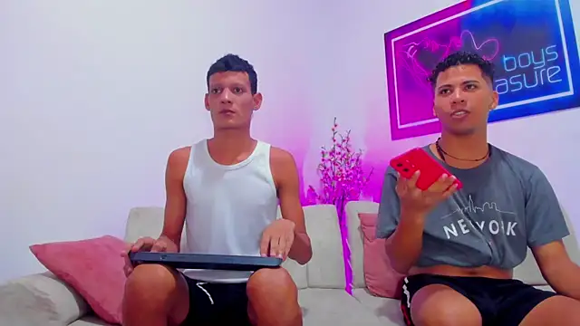 Peter boys 1 online show from 12-20-25, 04:59