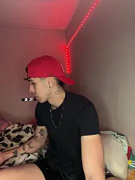 wil hot online show from 11-29-25, 05:07