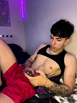 wil hot online show from 01-06-26, 03:16