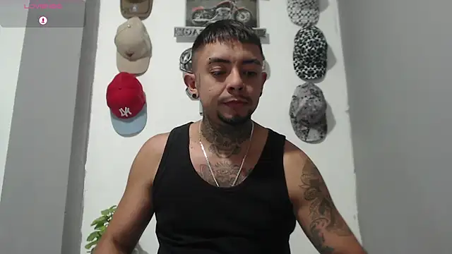 BASTIAN NICOLAS  online show from 02-10-26, 08:41