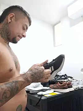 BASTIAN NICOLAS  online show from 01-14-26, 04:21