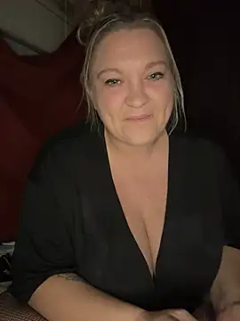 Snapshot of BustyGoddess6969 chatting on 01-14-26, 02:48 BustyGoddess6969 online show from 01-14-26, 02:48