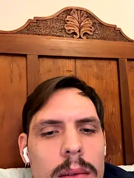 Dicken09 online show from 11-29-25, 05:40