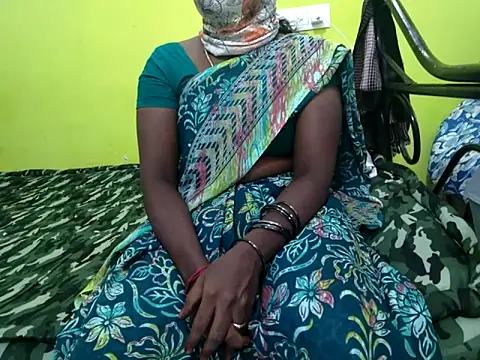Snapshot of tamil_sumathi chatting on 06-19-26, 05:13 tamil sumathi online show from 06-19-26, 05:13