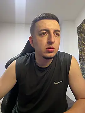 Liam jones10 online show from 01-11-26, 06:15