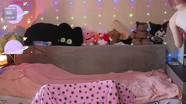 Snapshot of Kitty_smalltits chatting on 02-28-26, 06:46 Kitty smalltits online show from 02-28-26, 06:46