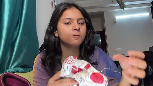 Piyyuu online show from 04-18-26, 12:51