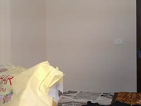 Snapshot of Piyyuu chatting on 02-26-26, 11:32 Piyyuu online show from 02-26-26, 11:32