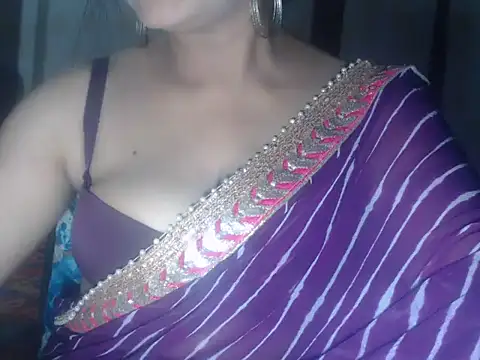 Hotronita123 online show from 05-31-26, 05:40