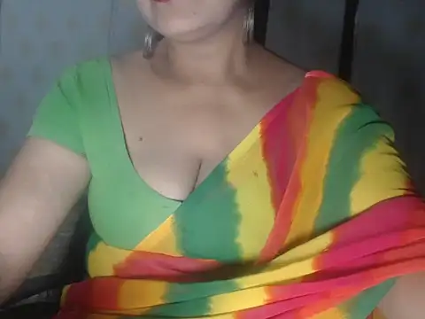 Hotronita123 online show from 05-06-26, 05:06