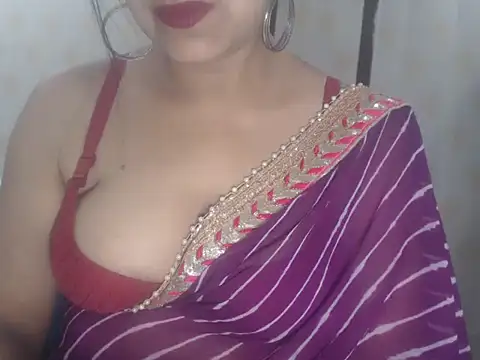 Hotronita123 online show from 05-21-26, 05:43
