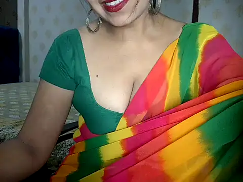 Snapshot of Hotronita123 chatting on 06-11-26, 05:10 Hotronita123 online show from 06-11-26, 05:10