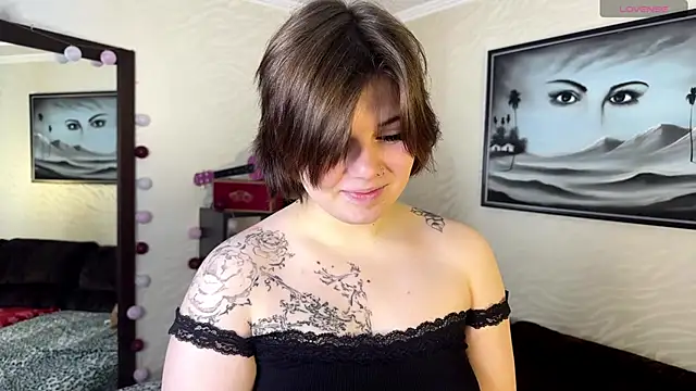 sophia loly online show from 01-15-26, 09:34