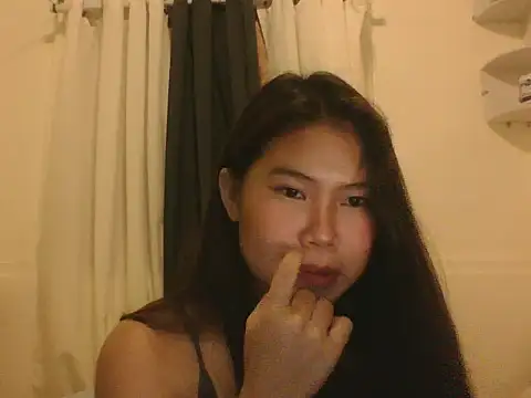 Snapshot of Allysonxx05 chatting on 07-03-26, 11:39 Allysonxx05 online show from 07-03-26, 11:39