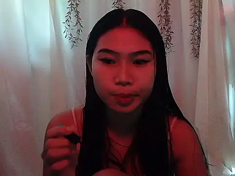 Allysonxx05 online show from 12-05-25, 04:00