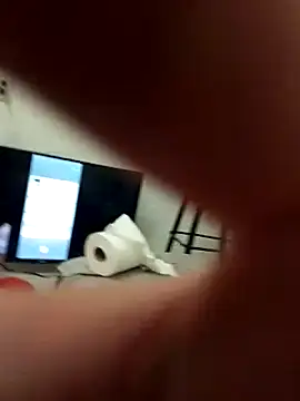 Snapshot of Cuchurus1216 chatting on 03-03-26, 03:30 Cuchurus1216 online show from 03-03-26, 03:30