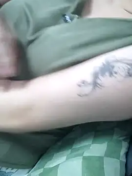 miniiceyya online show from 04-13-26, 04:00