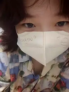 miniiceyya online show from 03-10-26, 04:55