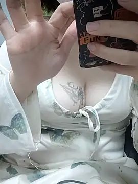 miniiceyya online show from 03-11-26, 04:23