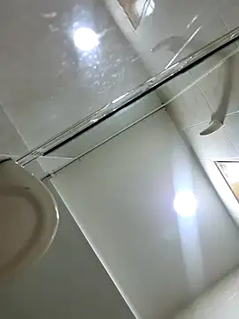 Snapshot of Mariana_eclipse chatting on 01-06-26, 12:20 Mariana eclipse online show from 01-06-26, 12:20