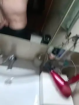 Snapshot of DanWolverin chatting on 01-17-26, 01:47 DanWolverin online show from 01-17-26, 01:47